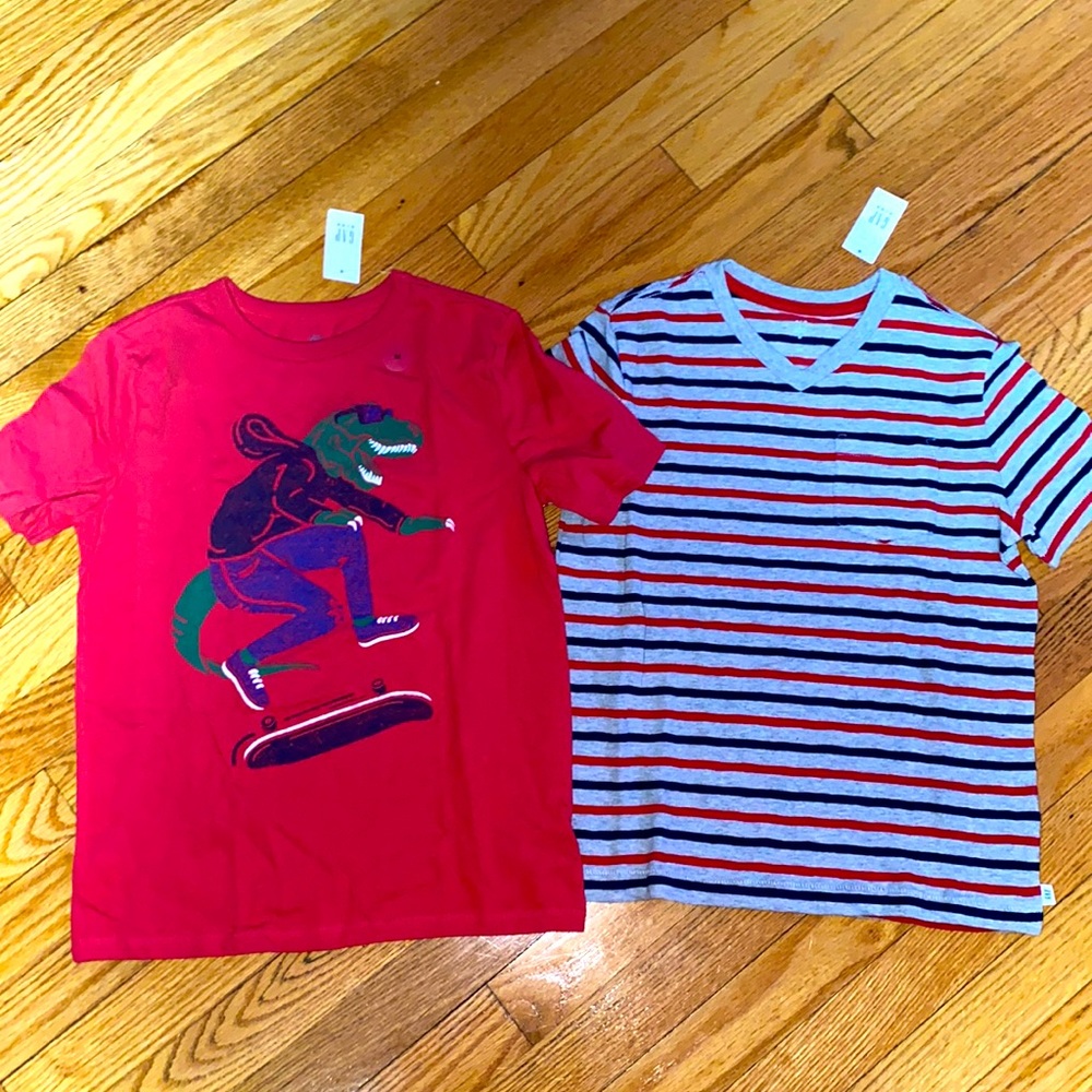 Gap medium t shirts - NWT